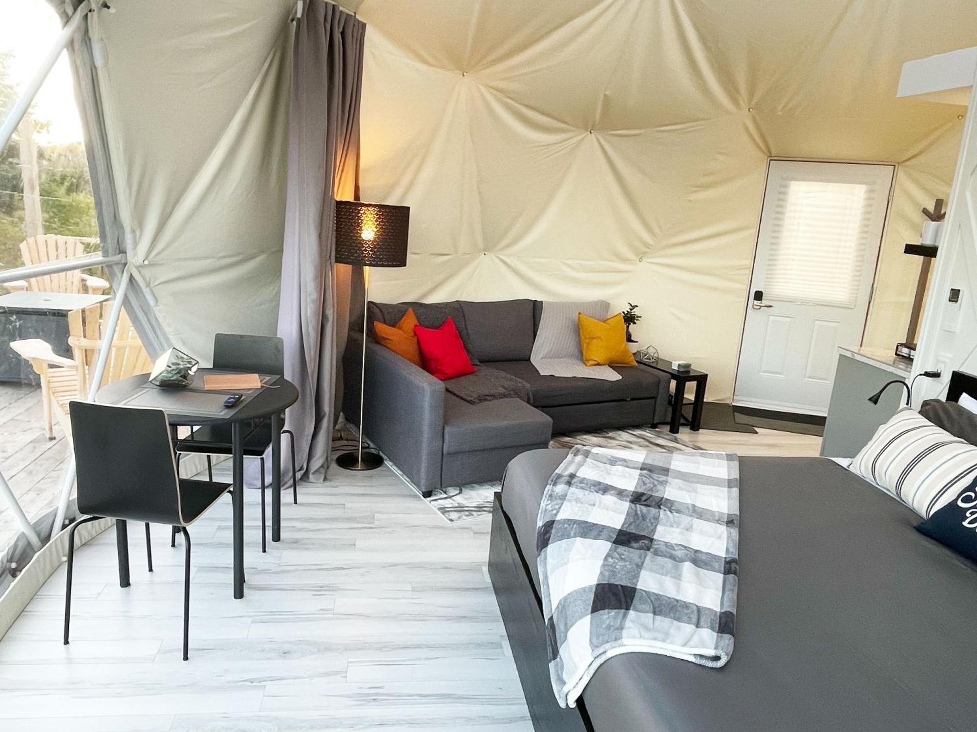 Port Wade Glamping Domes Vila Victoria Beach Exterior foto